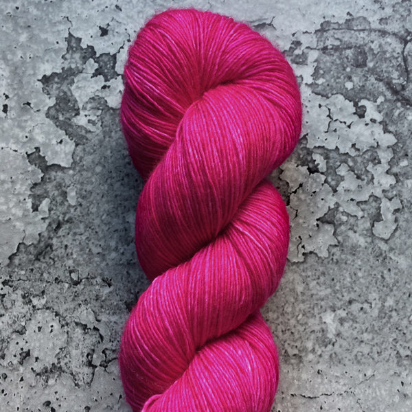 DRAGONFRUIT | merino single-ply